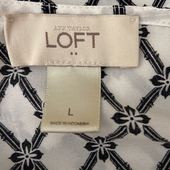 LOFT blouse - Picture 5 of 5